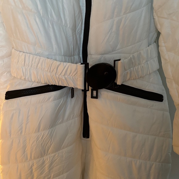 White Quilted Snowsuit with Black Details - Picture 3 of 6